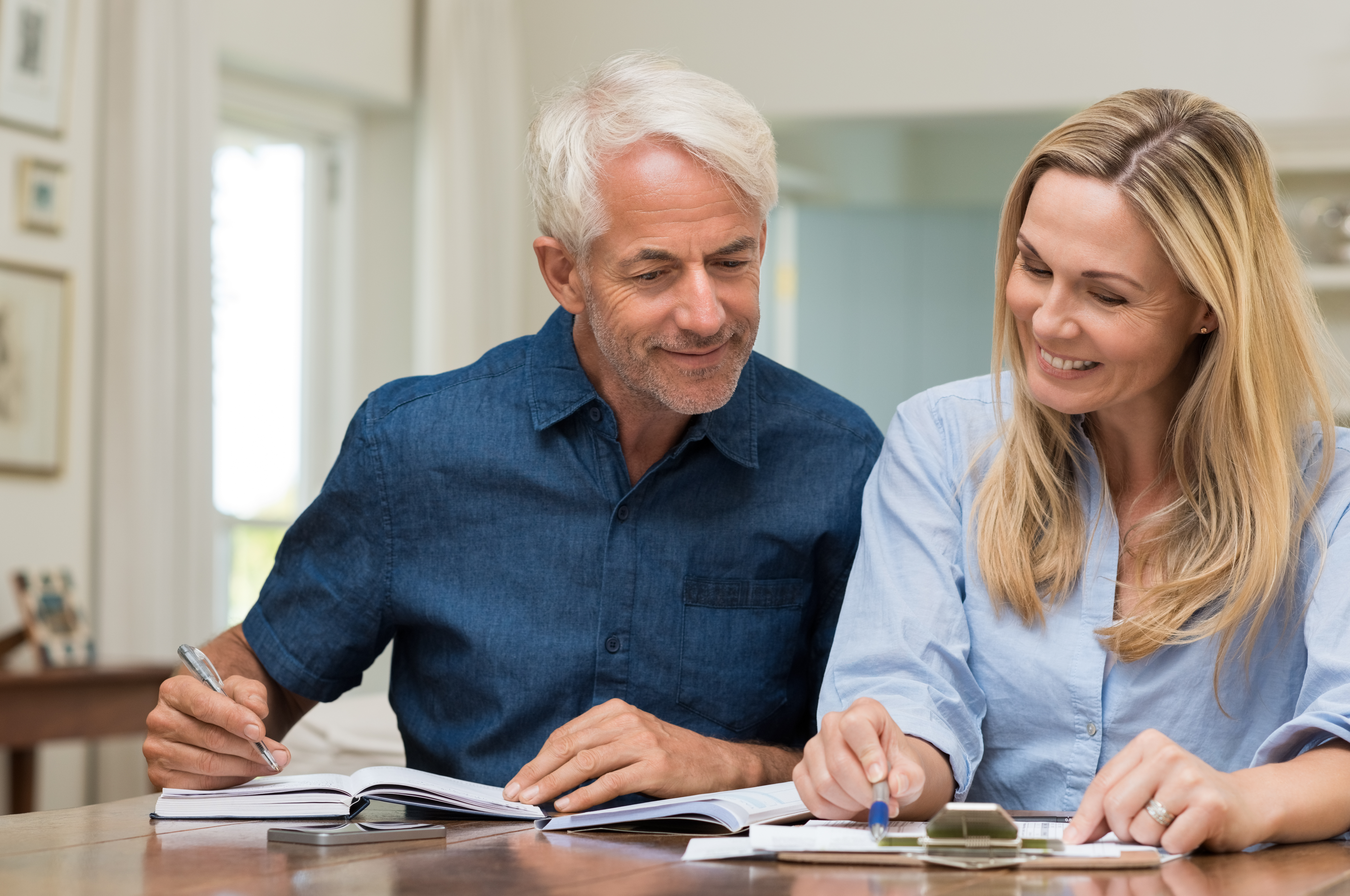 Couple discussing home economics