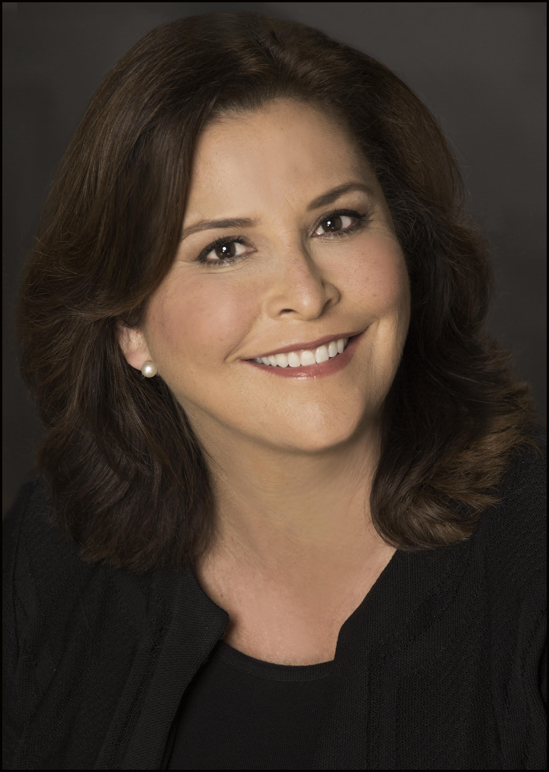Lisa Headshot.jpg
