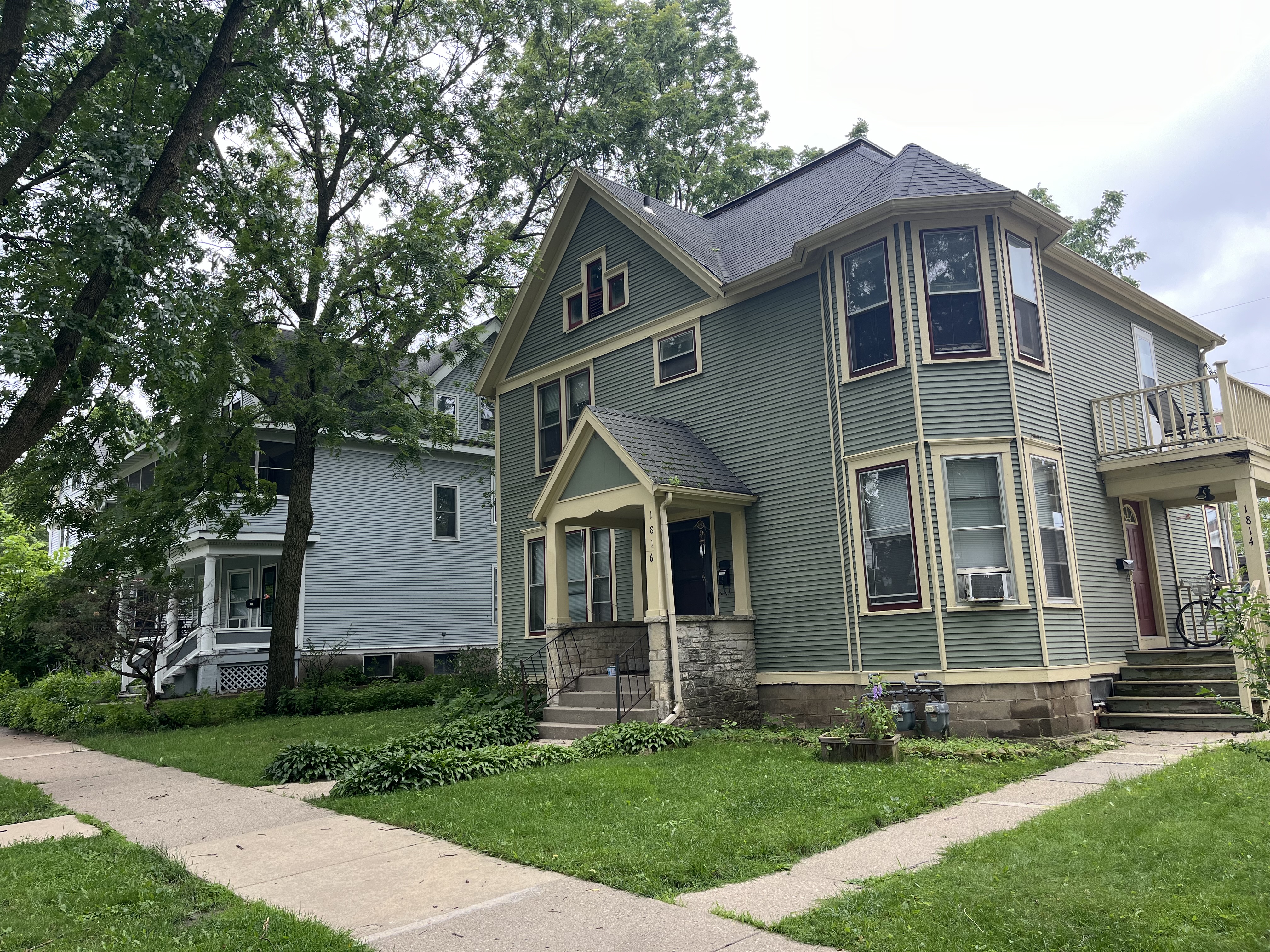 Marquette Duplex 2.jpg
