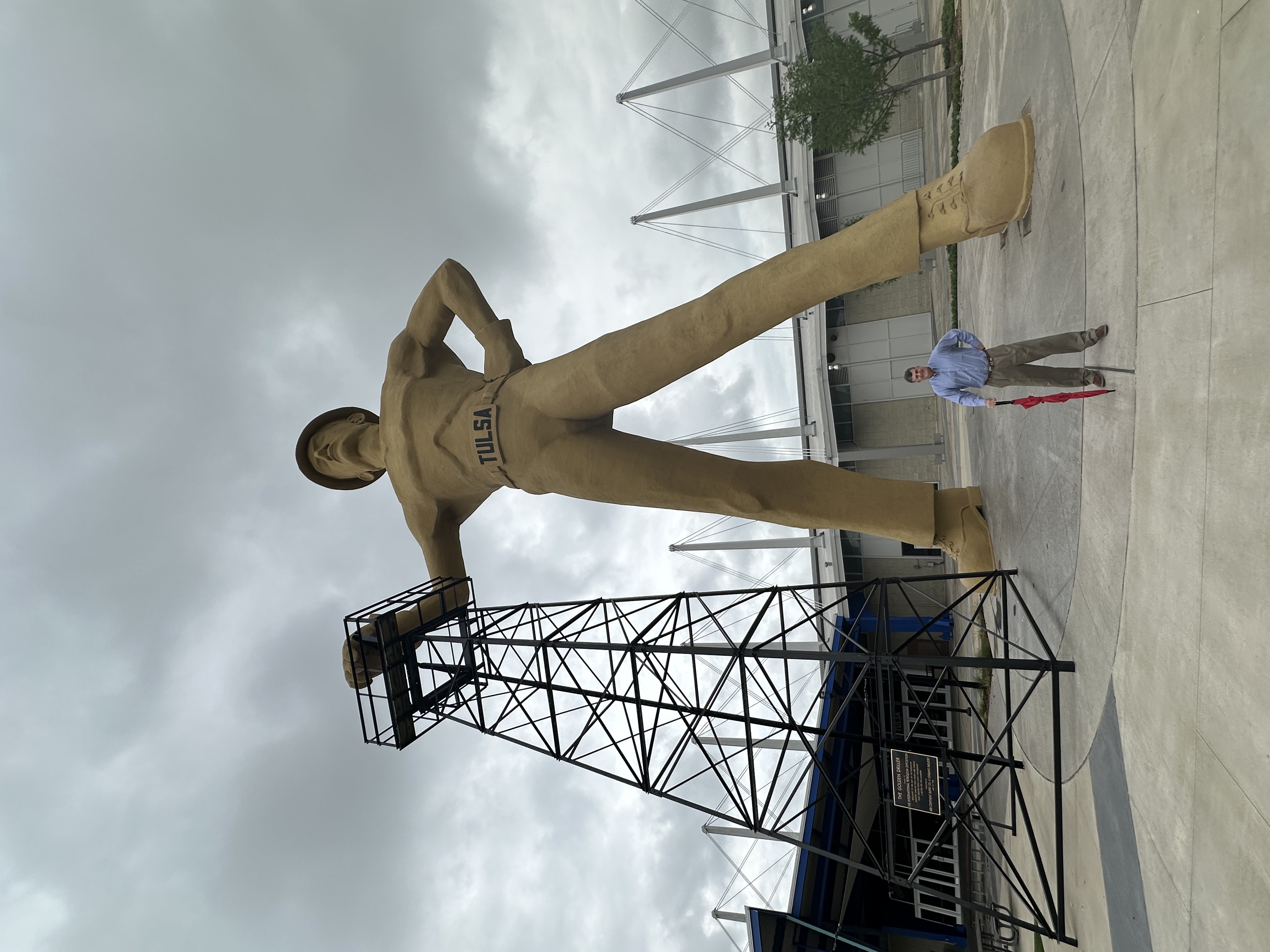 OK Golden Driller Sean