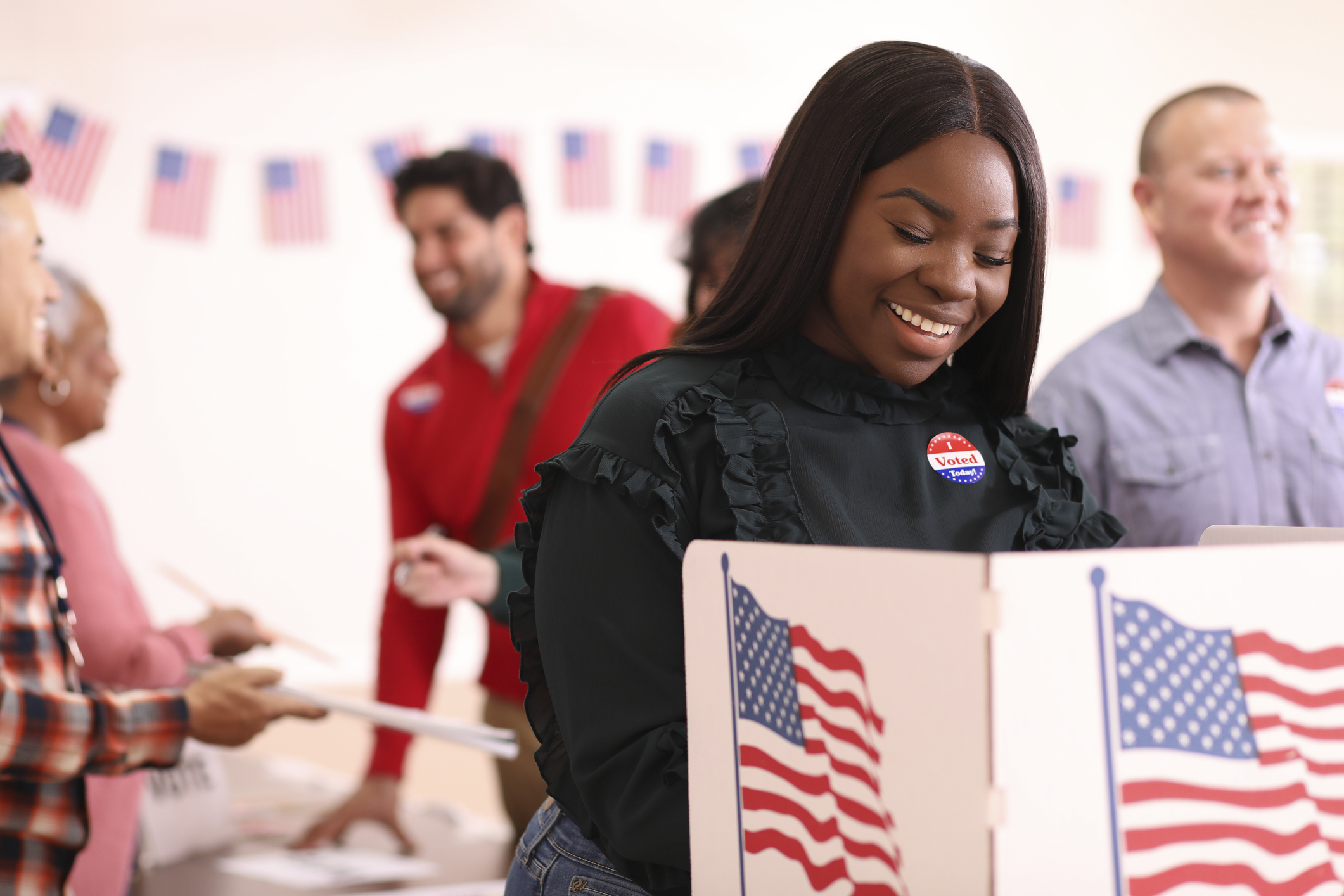 Woman votes in USA election.