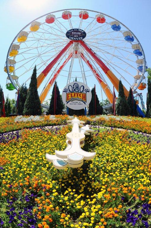 8.10.11_Elitch_Gardens_Big_Wheel_with_historic_clock_garden_008