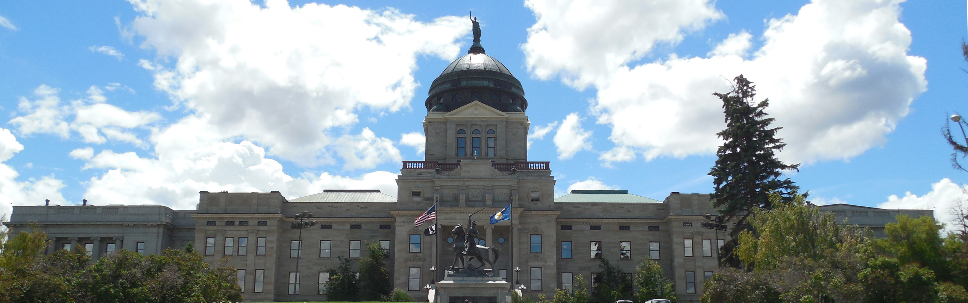 Montana State Capitol - Pano.jpg