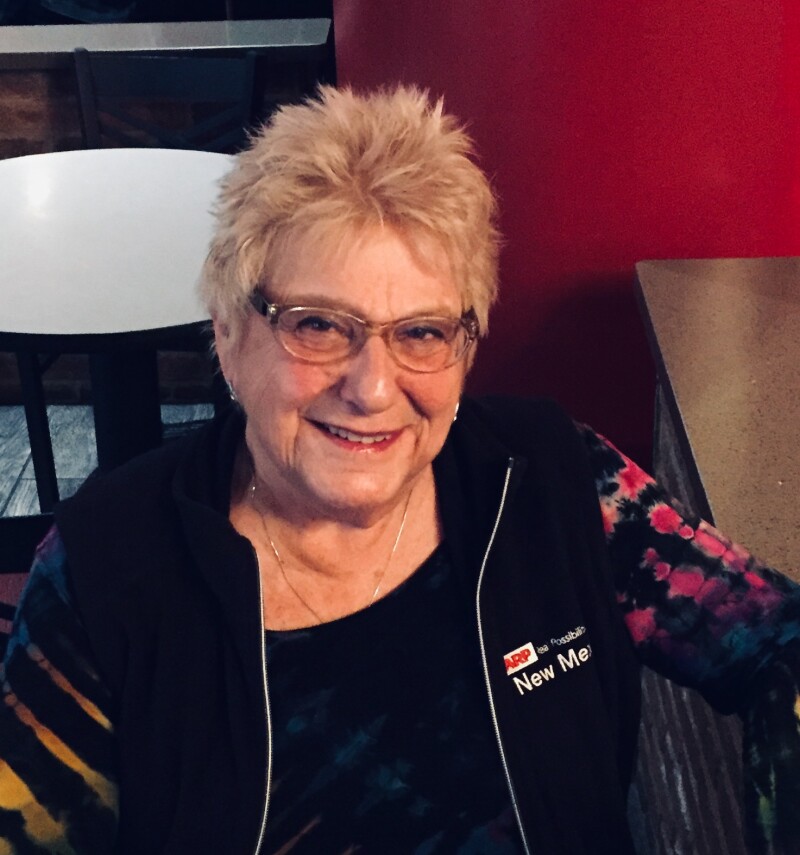 Louise Tracey-Hosa .jpg
