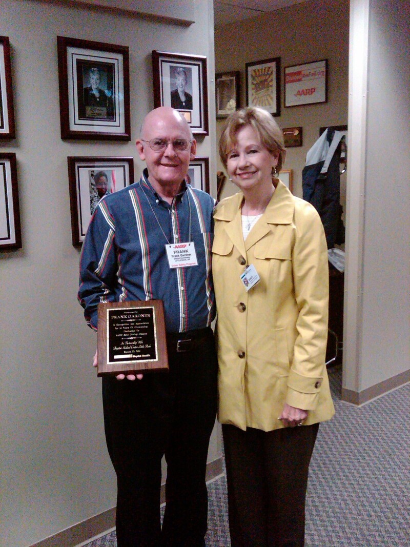Sandy Simmons, Frank, Plaque
