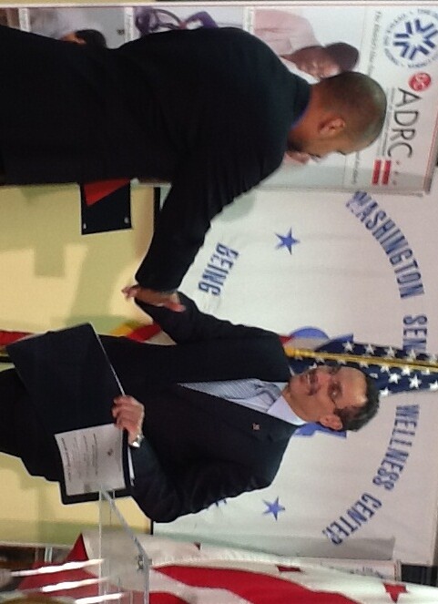Mayor and Davis shake on AFG commitment IMG_0074