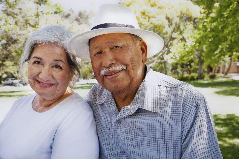 Hispanic couple.jpg