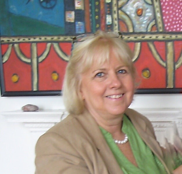 Linda Desmond.jpg