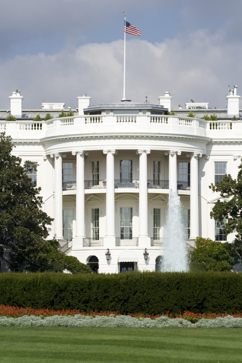 07.13.15 White House iStock_000007739706Large