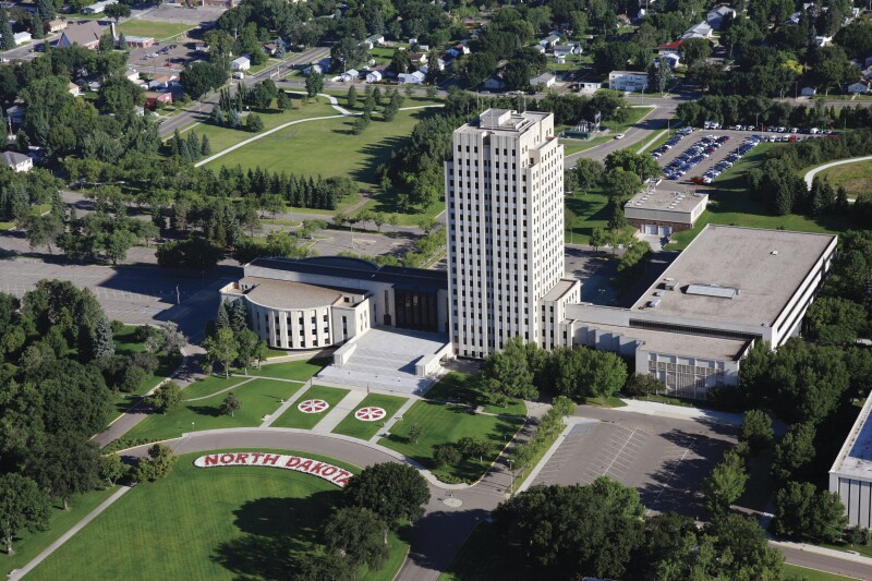 North_Dakota_Capitol-AT