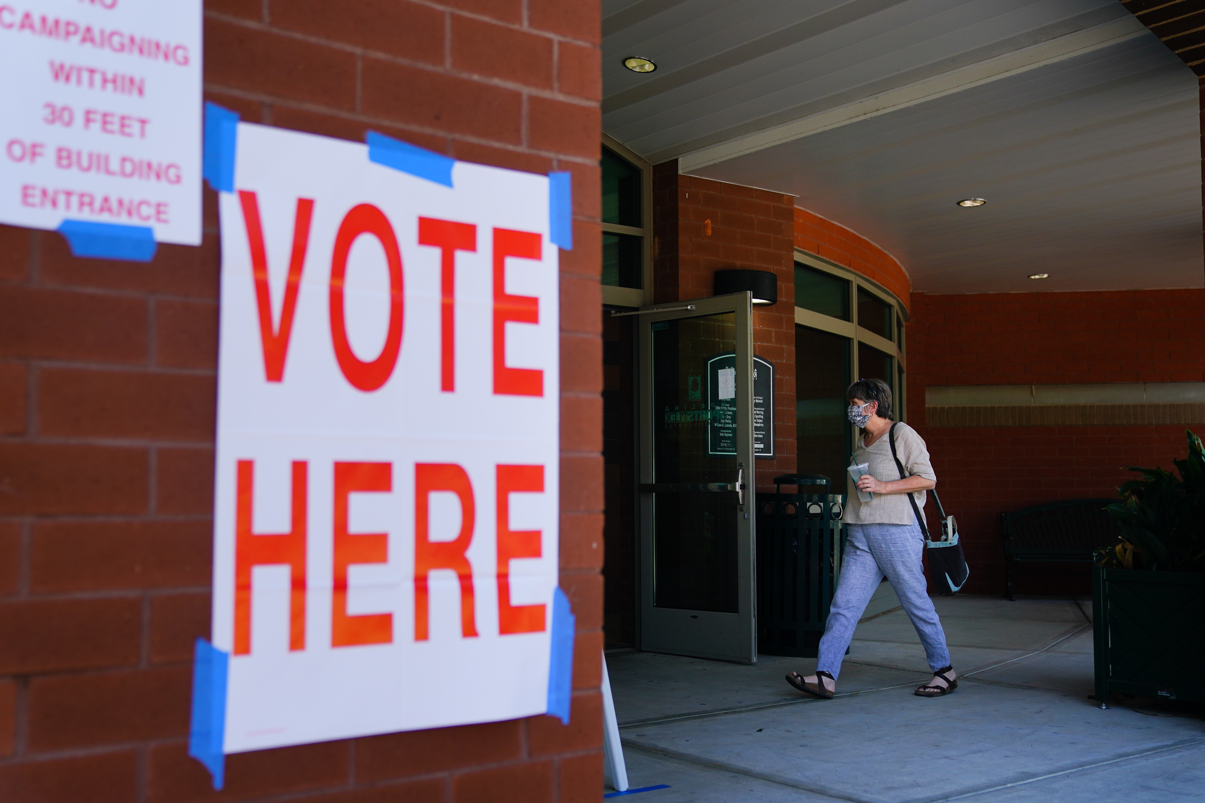 Voters Cast Ballots In Alabama Primary