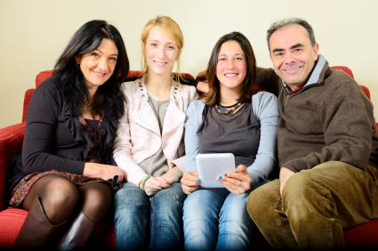 iStock_family with iPad Lisa-Blue