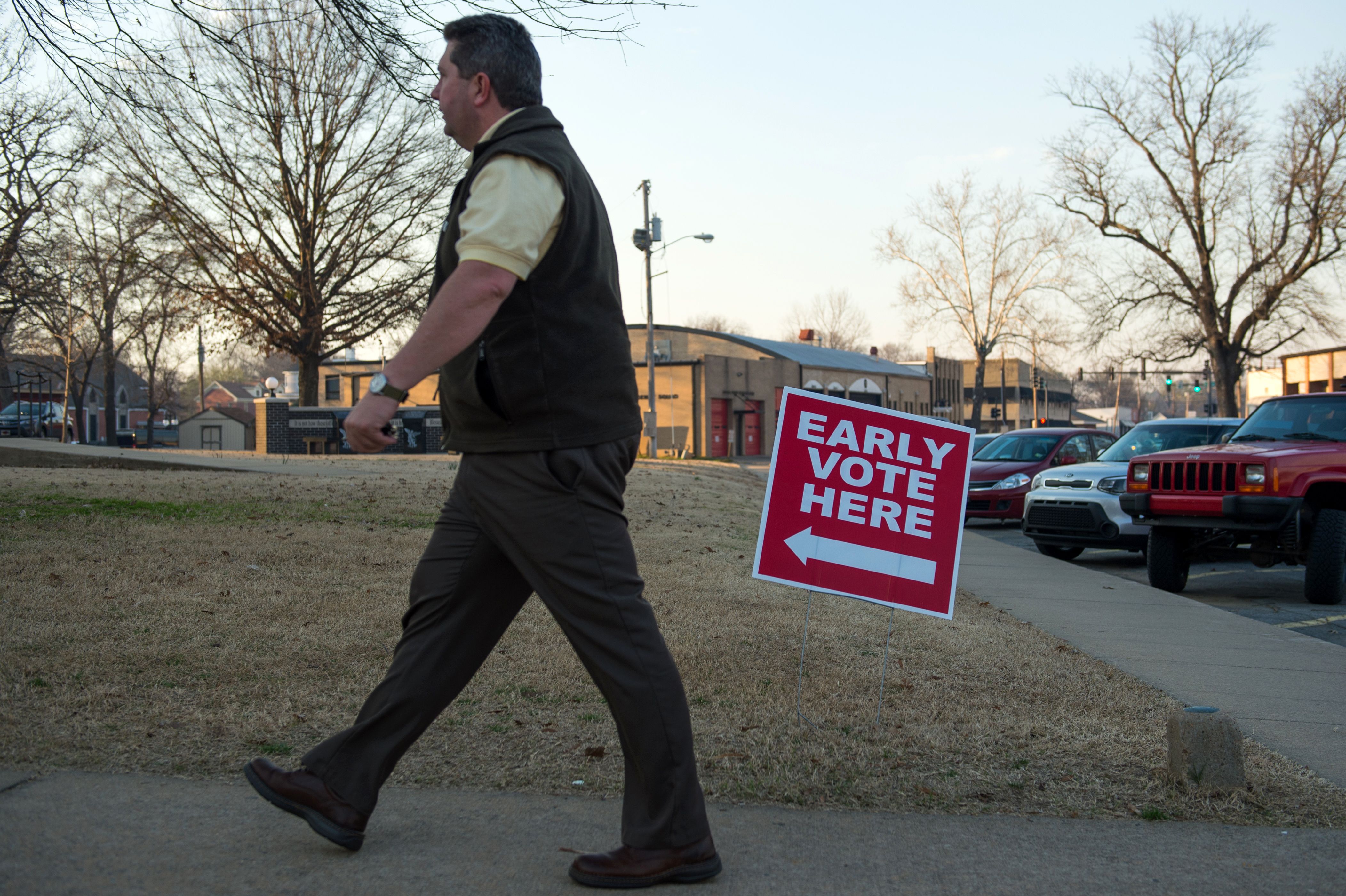 US-VOTE-SUPER TUESDAY